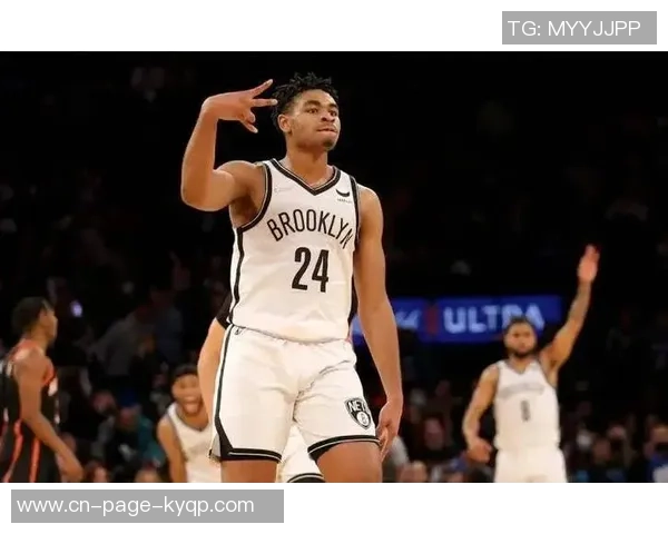 篮网官方宣布卡梅隆托马斯因腿筋紧张提前退赛将不再回归比赛